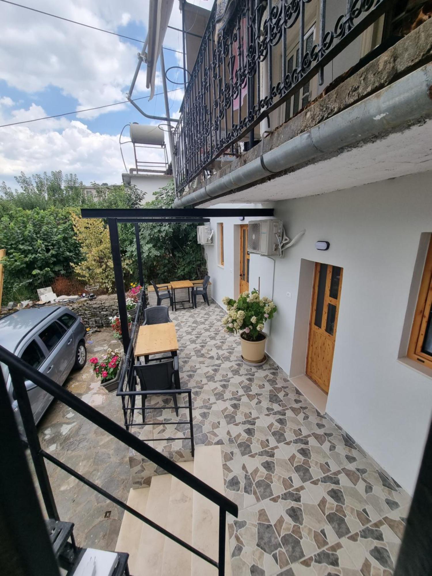 مبيت وإفطار Gjirokastër Tony'S Terrace المظهر الخارجي الصورة