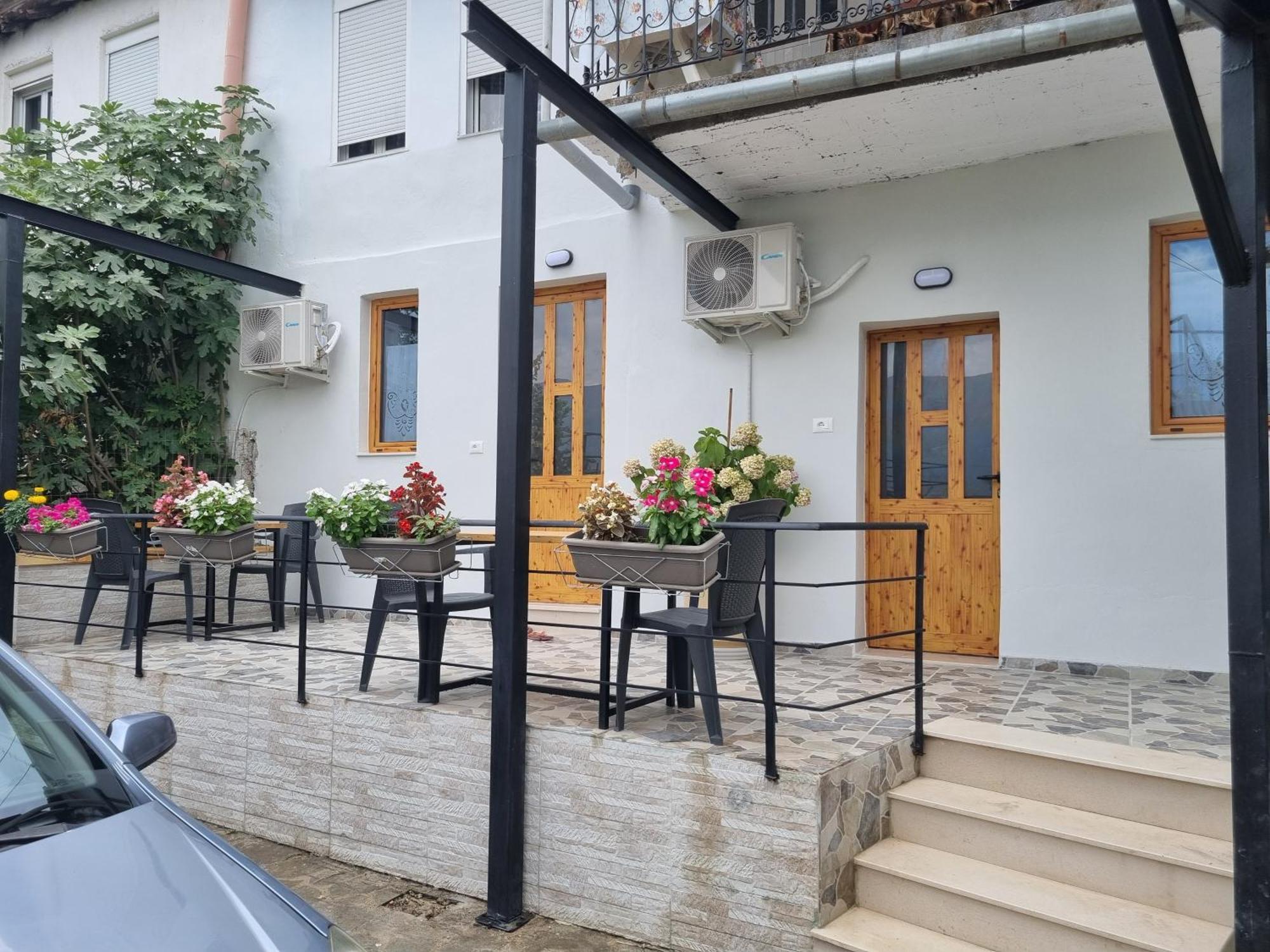 مبيت وإفطار Gjirokastër Tony'S Terrace المظهر الخارجي الصورة